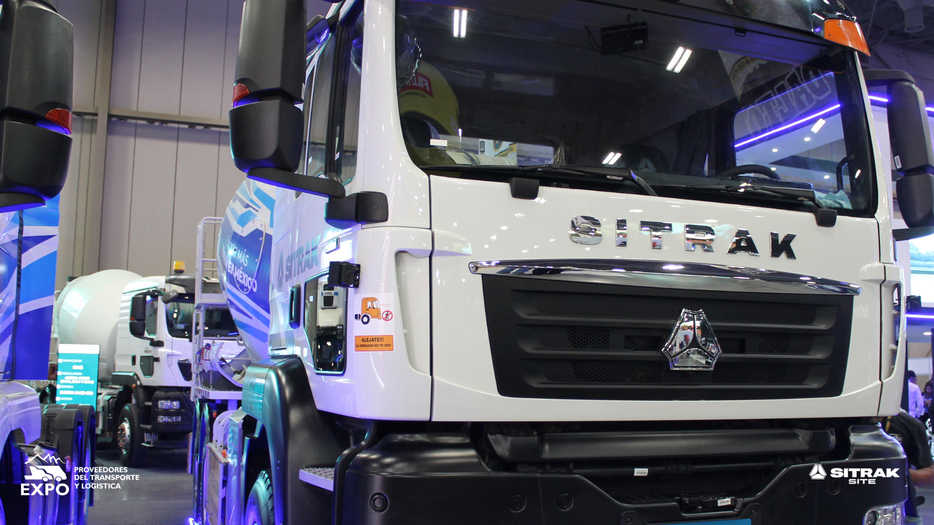 Tractocamiones SITRAK exhibidos en Expo Proveedores 2026